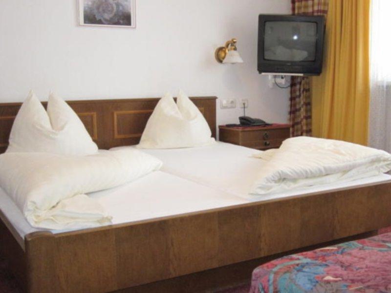 Hotel Feldwebel Зёлль Экстерьер фото